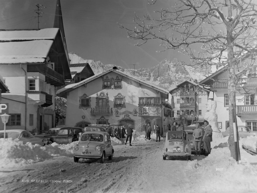 Landhaus Charlotte Am Geigenbuehel -Apartments ゼーフェルト・イン・チロル エクステリア 写真