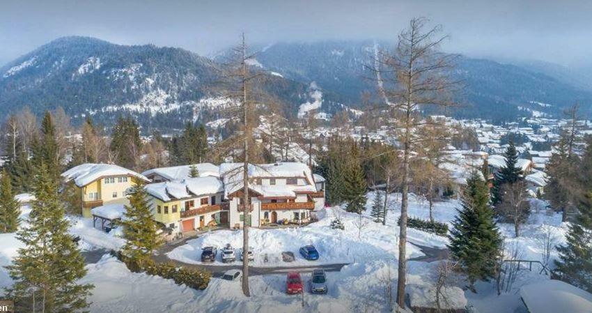 Landhaus Charlotte Am Geigenbuehel -Apartments ゼーフェルト・イン・チロル エクステリア 写真